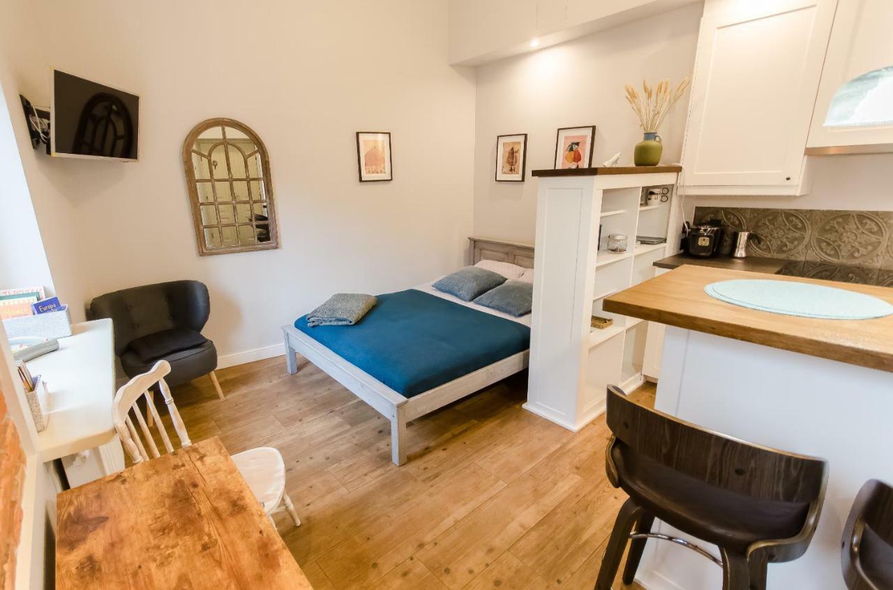 Apartament Emeryk Krasków Εξωτερικό φωτογραφία